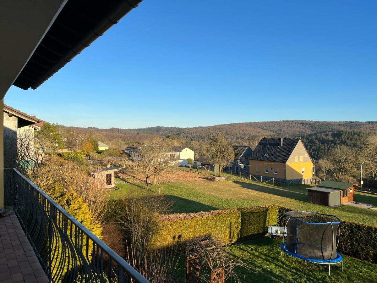 Wohnung Mit Panoramablick Gerolstein Exteriör bild
