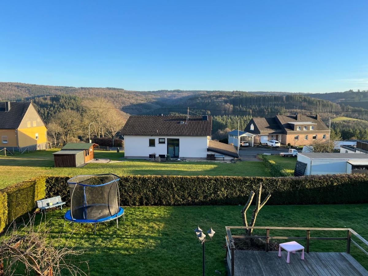Wohnung Mit Panoramablick Gerolstein Exteriör bild