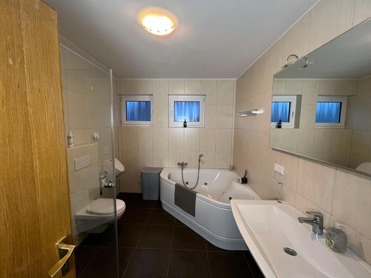 Wohnung Mit Panoramablick Gerolstein Exteriör bild