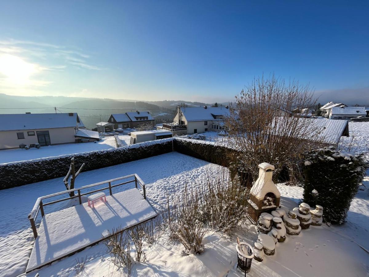 Wohnung Mit Panoramablick Gerolstein Exteriör bild