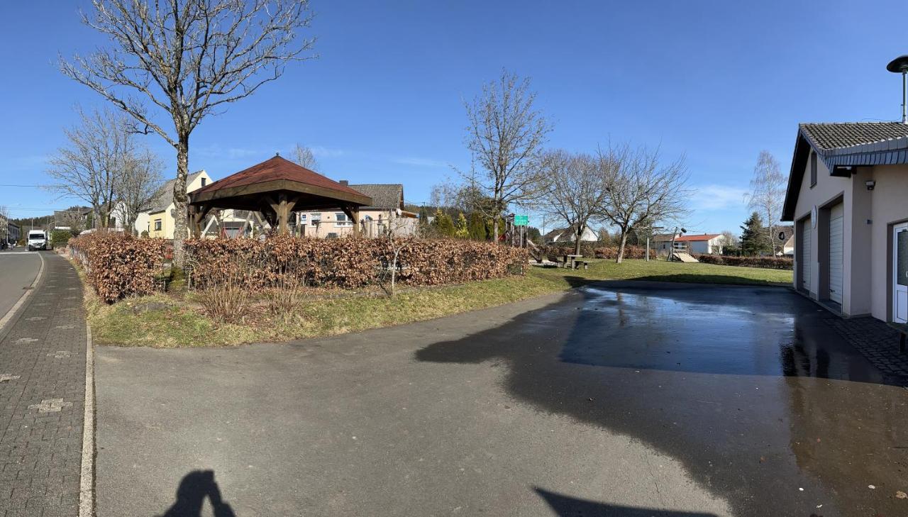 Wohnung Mit Panoramablick Gerolstein Exteriör bild